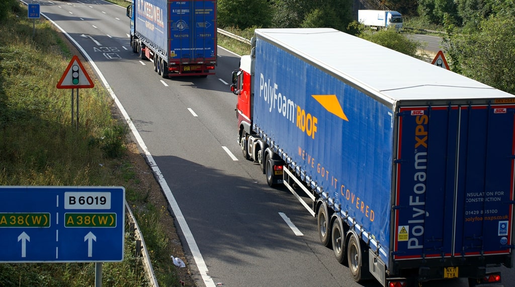 Tachographs: The Best Way to Stay Connected